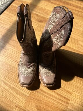 Girls Brown Corral Western Pull-On Boots